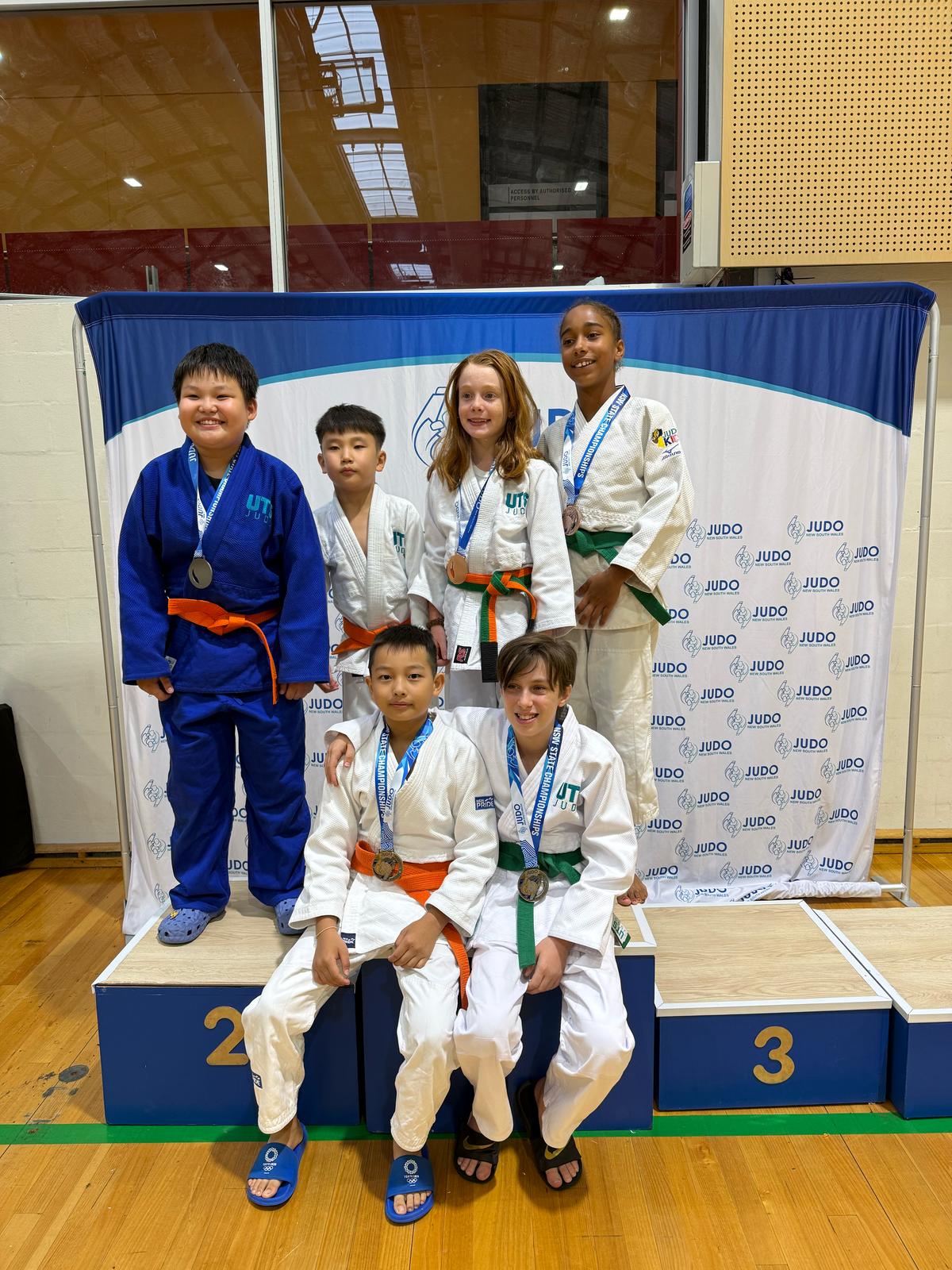 078C51E3-A0B3-45D0-B031-D3AA6EA64935